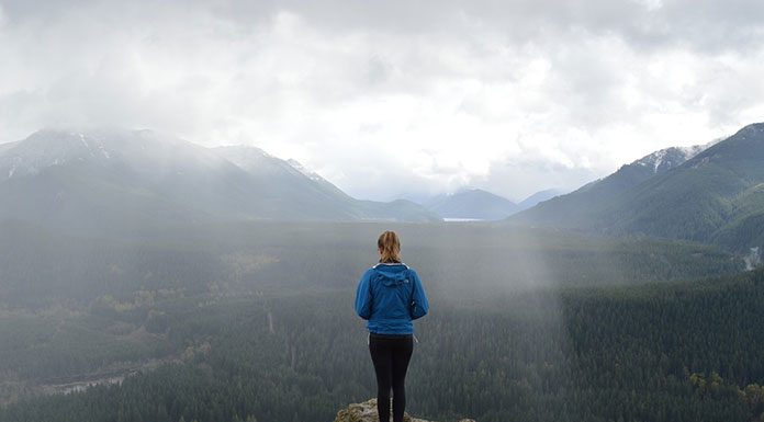 Kurtka softshell – co warto wiedzieć przed zakupem?