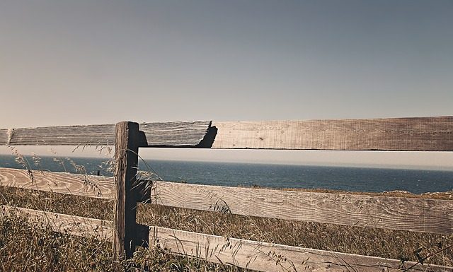 Jak działa brama rolowana?