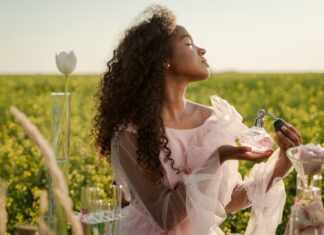 Jak kupić stylową i wygodną sukienkę