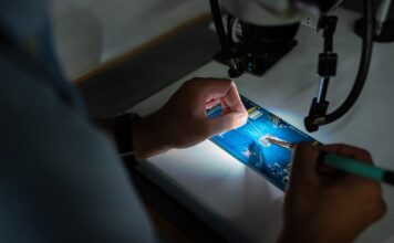 Czy można lutować bez topnika?