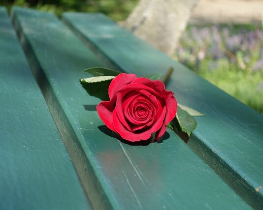 Jak zrobić ławkę z papieru?