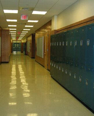 Jaka szafka pod umywalkę nablatowa?