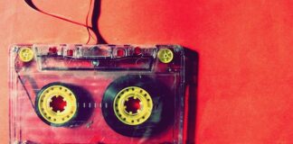 Czy tablica z IKEA jest magnetyczna?