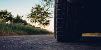 Kiedy opona huczy?