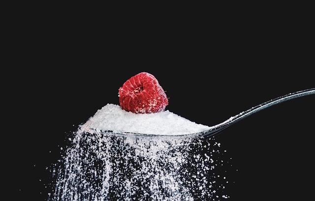 Ile cukru mieści się w łyżeczce?