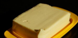 Jak działa maselnicą?