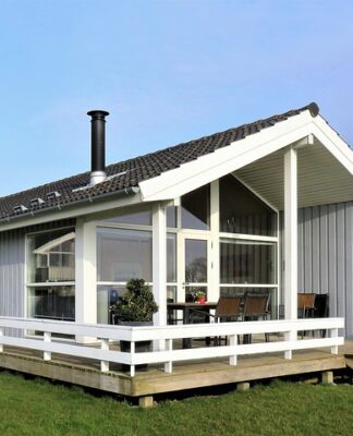 Czym pomalować ławki na zewnątrz?