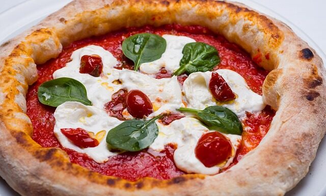 Ile ważą dwie łyżki mąki?