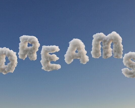 Na czym spać zamiast łóżka?