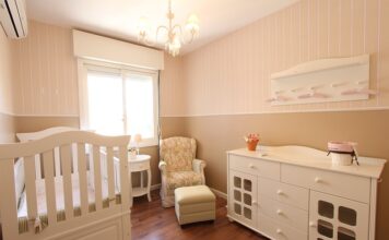 Jakie łóżeczko do małego mieszkania?