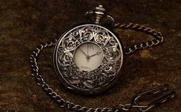 Co to skok łańcucha?