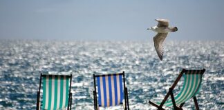 Ile kosztuje leżak na plaży w Grecji?