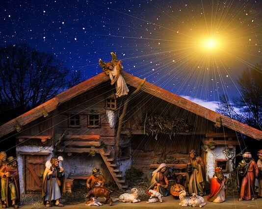 Jak zrobić szopkę bożonarodzeniową z patyczków po lodach?