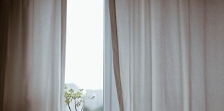 Jaki materiał na zasłony na taras? Jaki materiał na zasłony na taras?